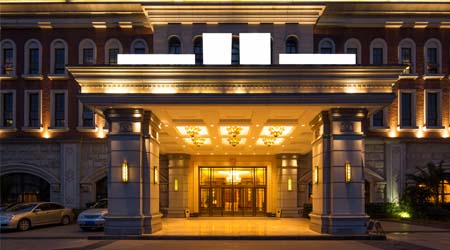 Hospitality Combats Competitive Pressure with DevOps Adoption